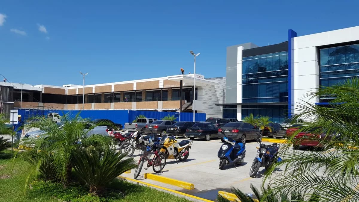 Edificio comercial Tekpark